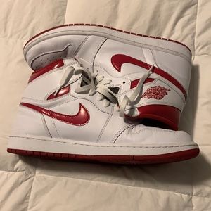 jordan 1 retro metallic red